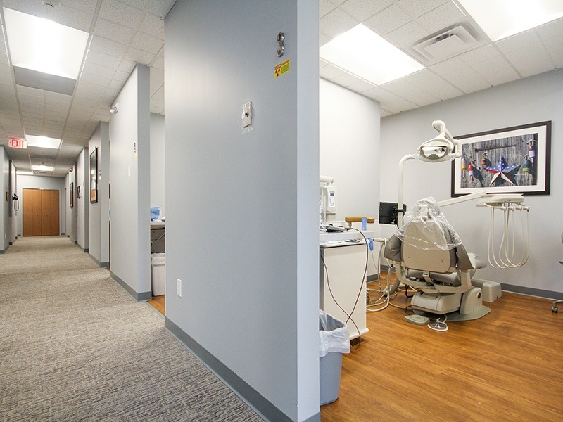 Four Town Dental exam room